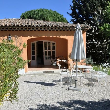 Mas Des Oliviers Acomodação com café da manhã Saint-Marc-Jaumegarde Exterior foto